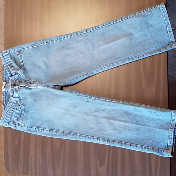 Lee Denim - Lee Lower on the Waist Cropped Jeans Size 4M